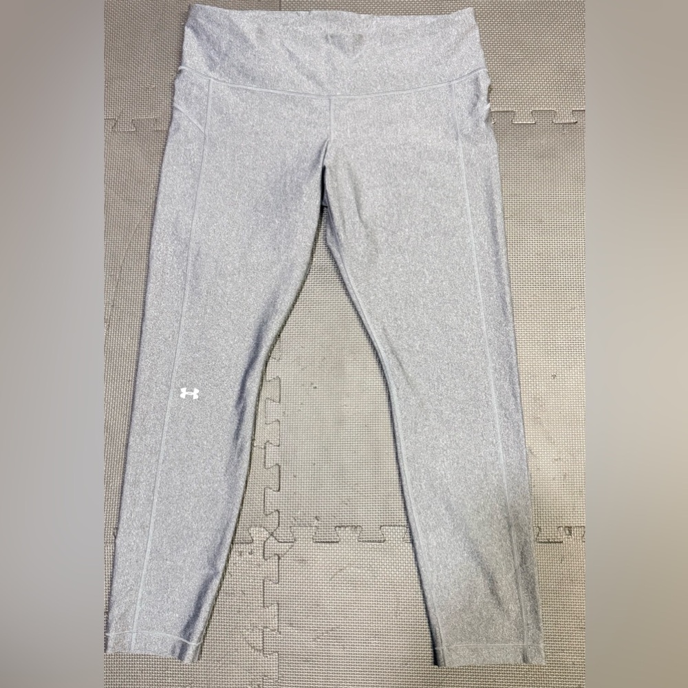 Under Armour Women’s Heather Gray Performance Leggings